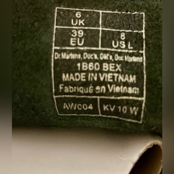 NWT Dr. Martens 1B60 Virginia Leather Knee High Boots - 8 - Picture 8 of 10